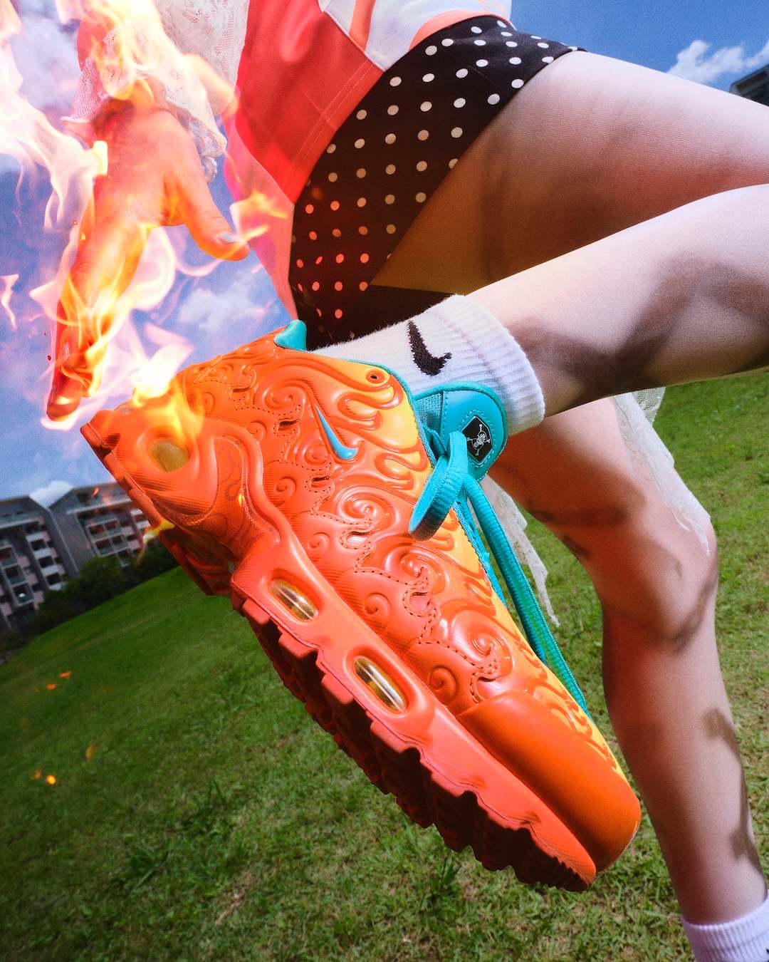 ピロロ　メラメラの実 Nike x One Piece発売情報. Nike SNKRS